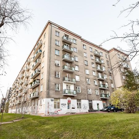 Ochota Sunny Apartment وارسو المظهر الخارجي الصورة